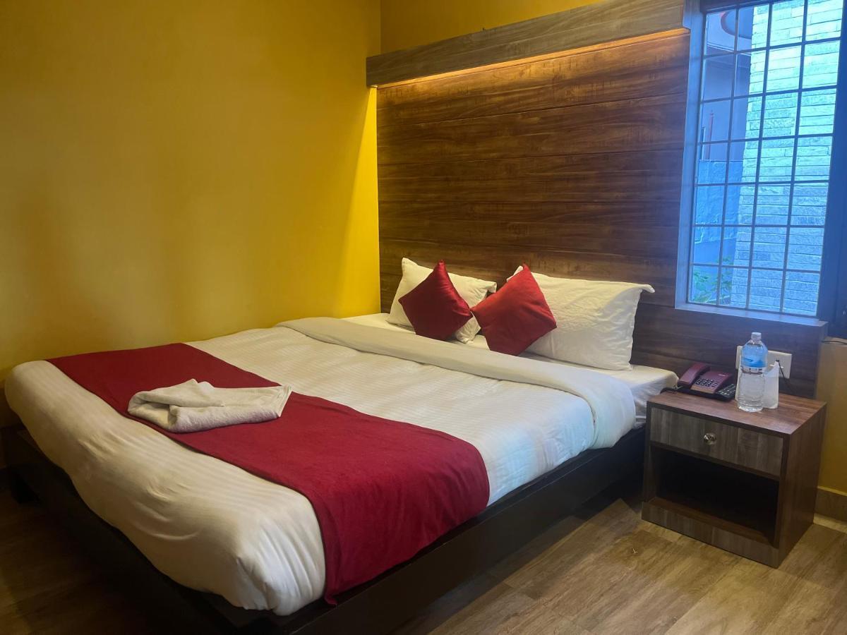 The North Face Inn Pokhara Ngoại thất bức ảnh