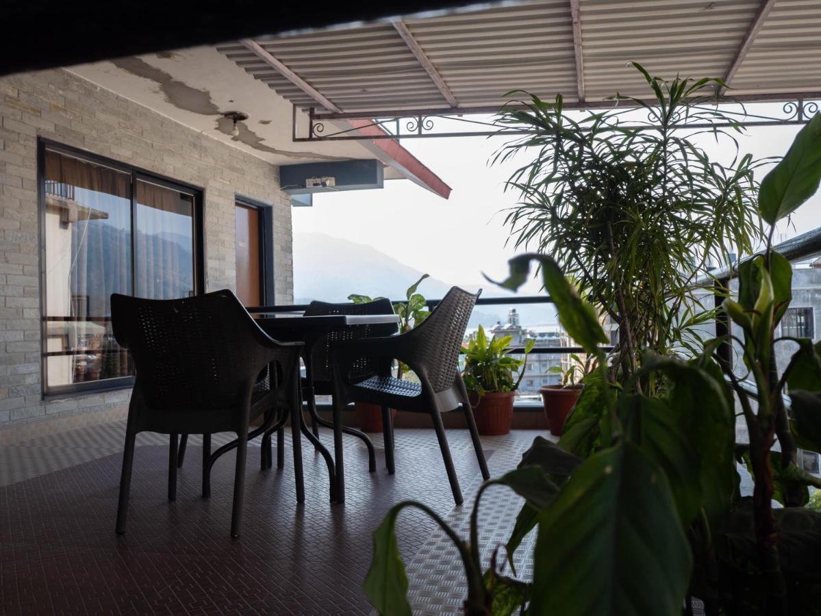 The North Face Inn Pokhara Ngoại thất bức ảnh