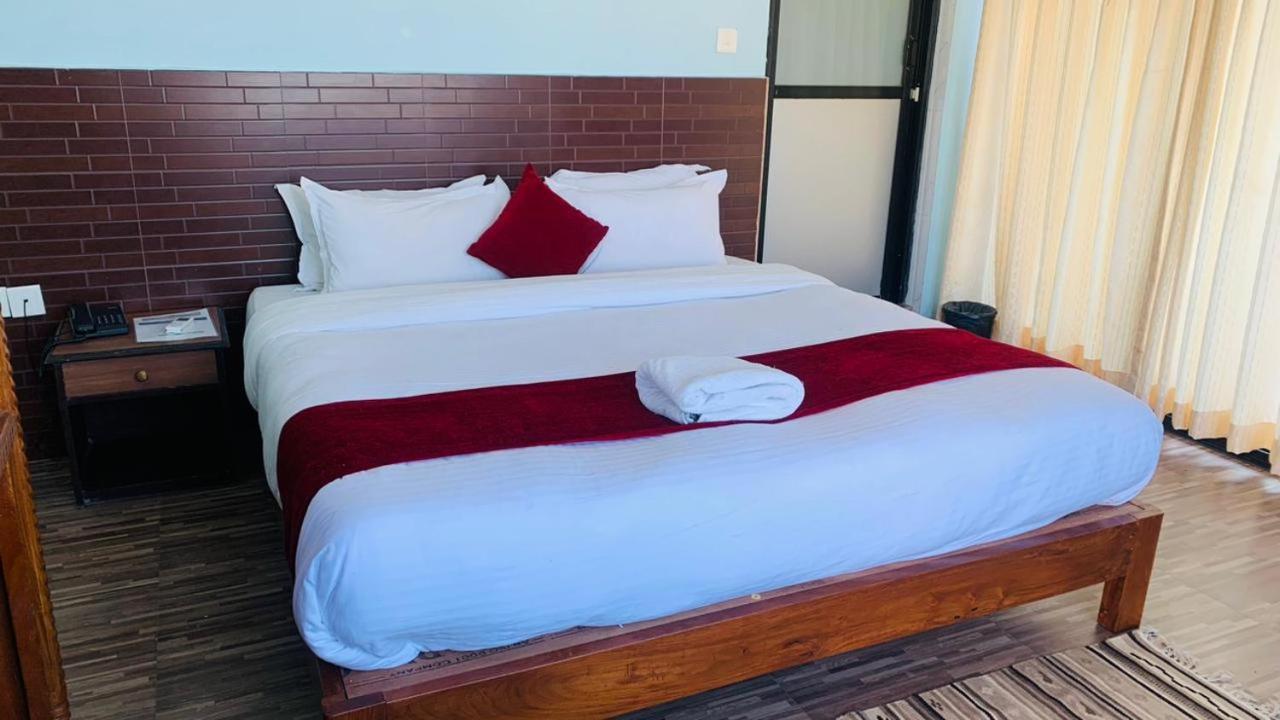 The North Face Inn Pokhara Ngoại thất bức ảnh
