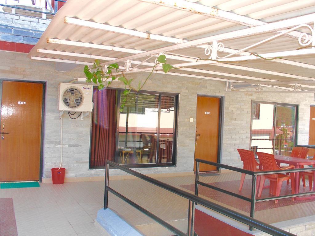The North Face Inn Pokhara Ngoại thất bức ảnh