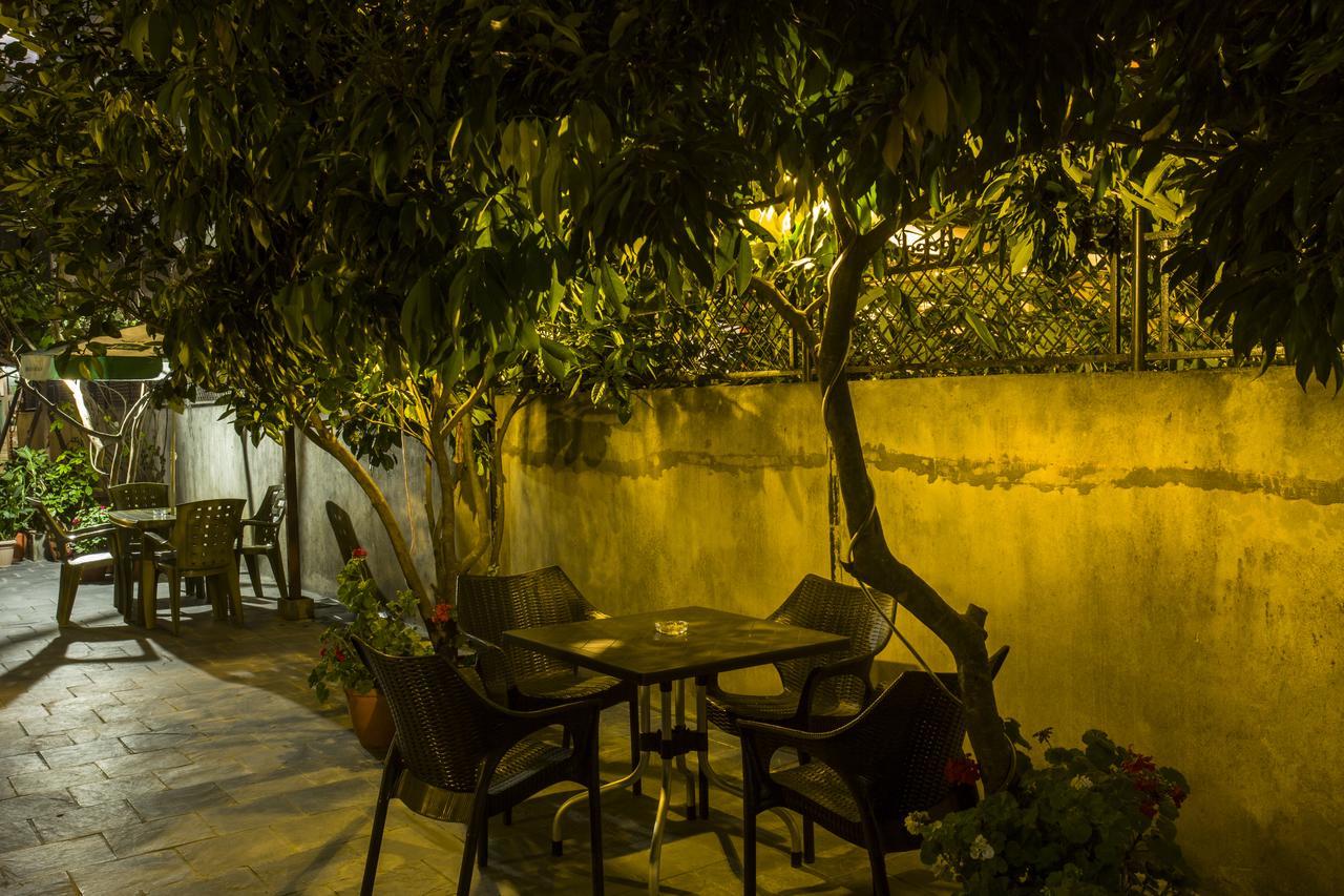The North Face Inn Pokhara Ngoại thất bức ảnh